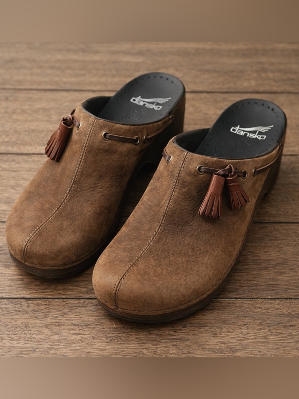 Dansko Brown‎ Leather Mule Clogs Tassel Comfort EU 40 Boho Nurse Chic